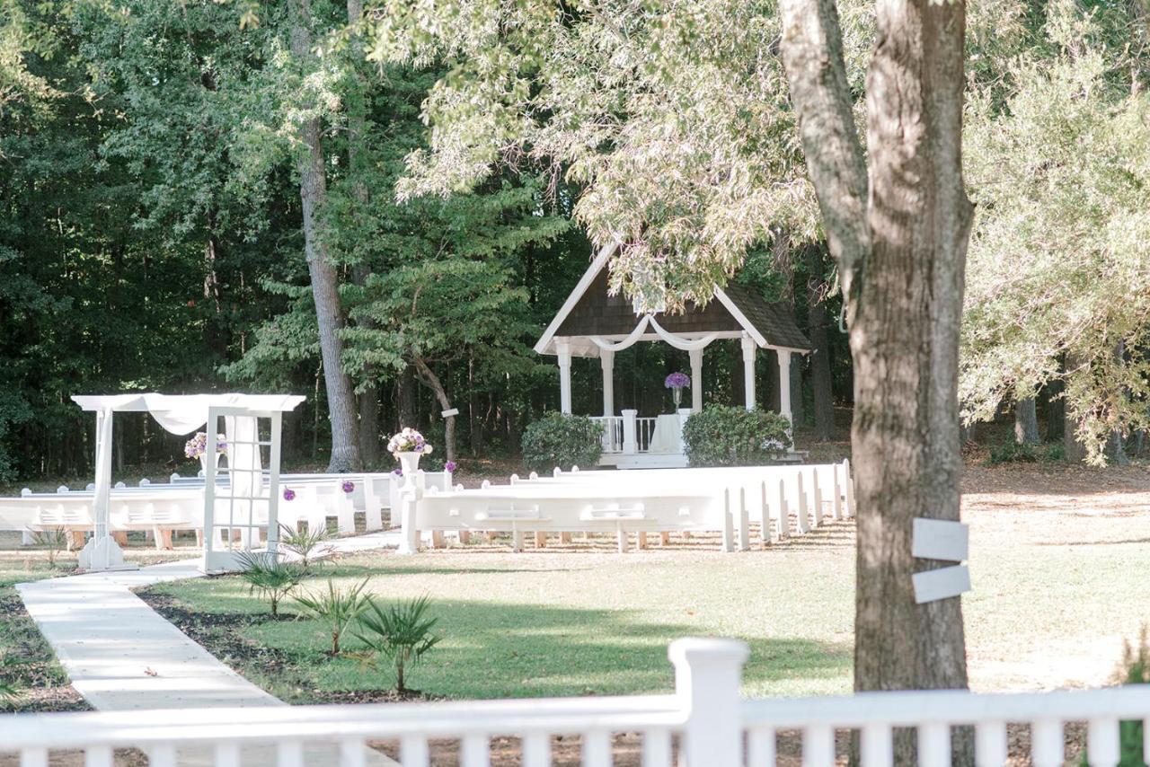 Georgia Palms & Gardens Bed and Breakfast Powder Springs Εξωτερικό φωτογραφία